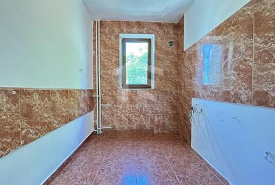 Apartament cu 3 camere semidecomandat în Tomis Nord - 3