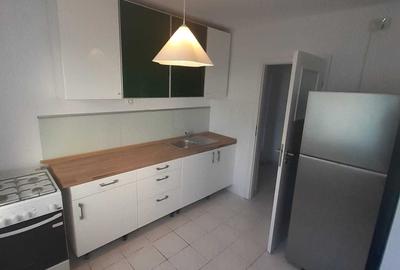 Apartament cu 3 camere decomandat în Brâncoveanu - 2