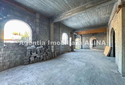 Spațiu comercial, de 2,500 mp, în 700 - 13