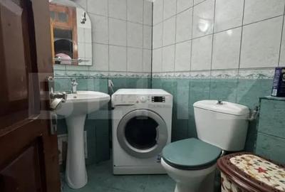 Apartament cu 4 camere decomandat în Rovine - 8