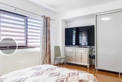 Apartament cu 3 camere decomandat în Giurgiului - 3