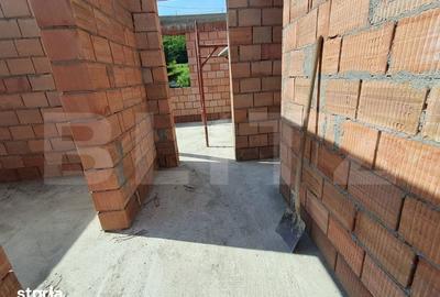 Casă cu 5 camere cu Teren 200 Mp în Corunca - 4