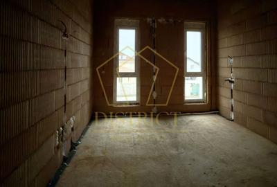 Duplex cu 5 camere cu Canalizare în Dumbrăvița - 9