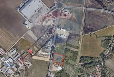 Teren de 6627 mp, în Central - 2