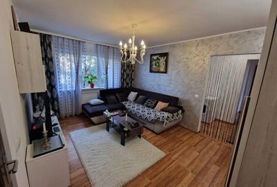 Apartament cu 3 camere semidecomandat în Exterior Vest - 2