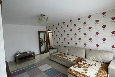 Apartament cu 3 camere decomandat în Exterior Vest - 2