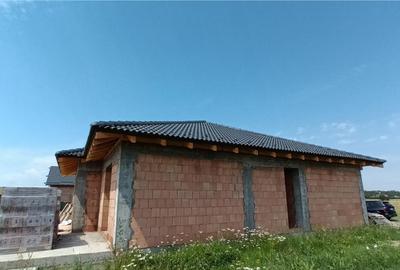 Casa la 15 minute de Brasov, DJ 112A, la rosu sau finalizata - 3