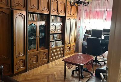 Apartament 2 camere, decomandat, mobilat, balcon inchis, parcare, str. Calimani, Bistri?a - 4