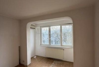 Apartament cu 3 camere decomandat în Politehnica - 3