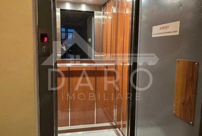 Apartament cu 3 camere decomandat în Central - 1