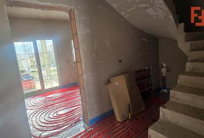 Duplex cu 5 camere cu Canalizare în Moșnița Nouă - 9