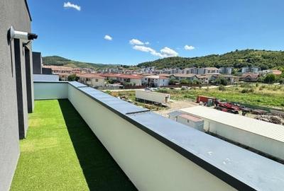 Apartament in BLOC NOU, terasa de 22 mp, parcare, zona Terra - 8