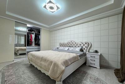 Apartament cu 2 camere decomandat în Tractorul