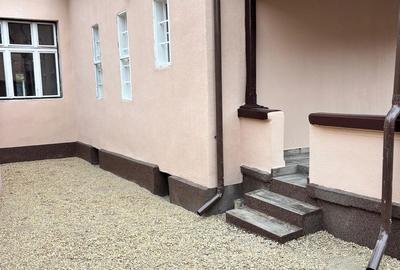 Casă cu 4 camere cu Teren 334 Mp în Central - 7