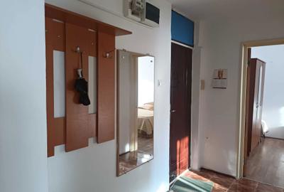 Apartament cu 3 camere decomandat în Crângași - 1