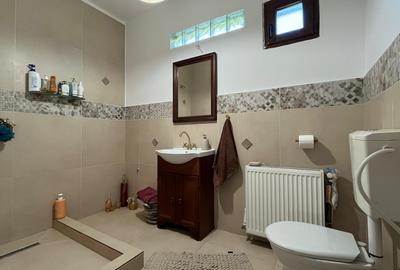 Casa deosebita P+M - zona Sanpetru - Comision 0% Casa deosebita P+M - zona Sanpetru - Comision 0% - 5