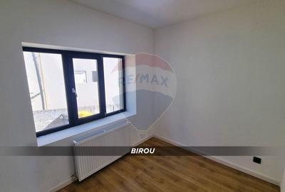 Casă cu 3 camere cu Teren 1071 Mp în Valea Roșie - 10