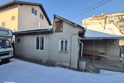 Casă cu 2 camere cu Teren 485 Mp în Criș - 12