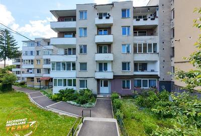 Apartament cu 3 camere decomandat, mobilat în Simeria - 9