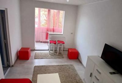 Apartament cu 2 camere semidecomandat în Exterior Vest