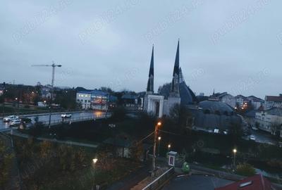 Prpietar vand aparatment cu 3 camere decomandat - 1