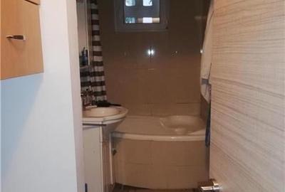 Vanzare Apartament 4 Camere Semidecomandat Berceni-Covasna Vanzare Apartament 4 Camere Semidecomandat Berceni-Covasna - 16