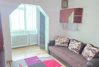 Apartament cu 2 camere decomandat în Micro 15 - 8