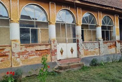 Casa veche in Sarbova. - 1