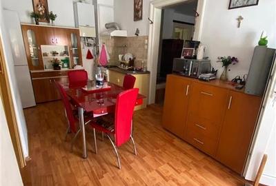 Duplex cu 2 camere cu Canalizare în Central - 3