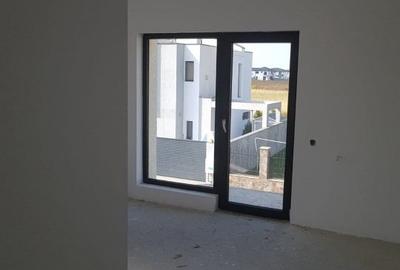 Vila in duplex, parter + etaj + beci, Otopeni - 9