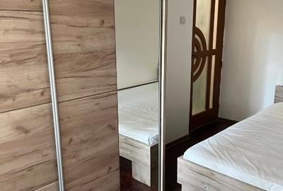 Inchiriez apartament recent renovat - 8