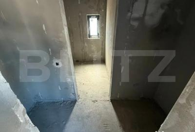 Casă cu 5 camere cu Teren 389 Mp în Central - 8