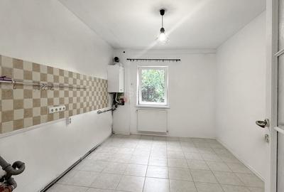 Apartament cu 3 camere decomandat în Astra - 2