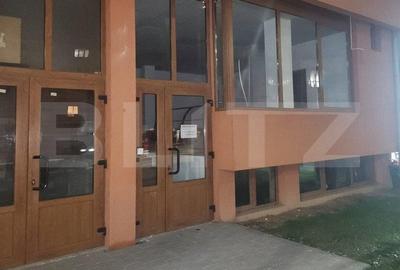Spatiu comercial de inchiriat, 60 mp, zona-centrala - 2