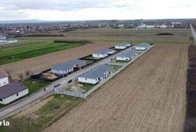 Casă cu 4 camere cu Teren 465 Mp în Odoreu - 8