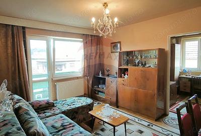 Apartament cu 3 camere semidecomandat în Central - 10