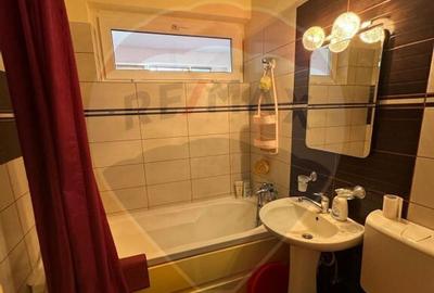 Apartament cu 3 camere de inchiriat in zona centrala - 9