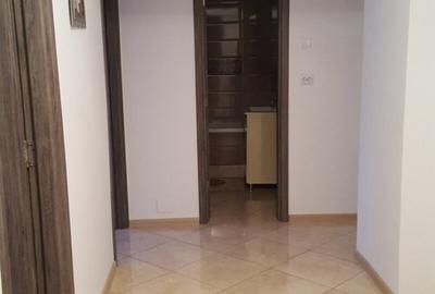 Apartament cu 2 camere decomandat în Drumul Taberei - 3
