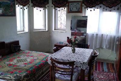 Casă cu 4 camere cu Teren 580 Mp în Hodac - 3