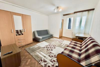 Garsoniera de inchiriat in zona Tractorul pe str 13 Decembrie 123,et 9/9 cu lift - 1