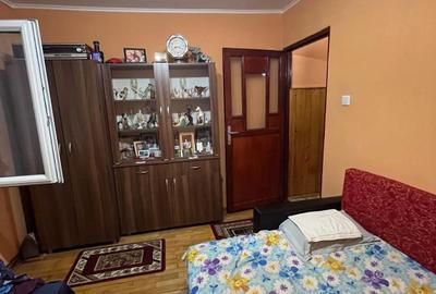Apartament cu 3 camere semidecomandat în Central - 5