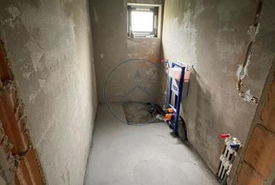 Casă cu 4 camere cu Teren 500 Mp în Unirea - 19