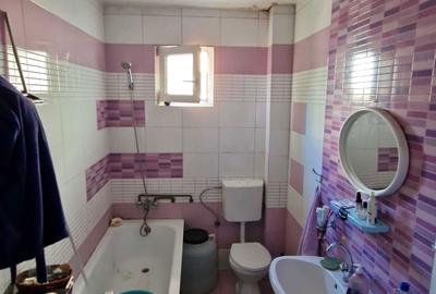 Apartament cu 4 camere decomandat în Lazaret - 7