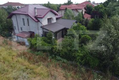 Casă cu 7 camere cu Teren 1170 Mp în Central - 10