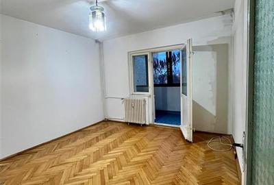 Apartament cu 3 camere decomandat în Nufărul - 2