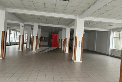Spatiu comercial de inchiriat in zona Pietii Centrale - 3