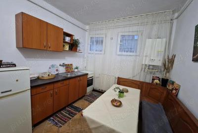 Complex - langa Tibiscus. CENTRLA Proprie - 30 mp utili. ACOPERIS - 5