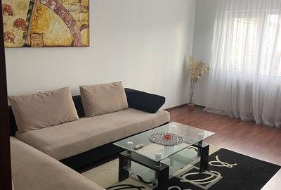 Apartament cu 2 camere decomandat în Central - 1