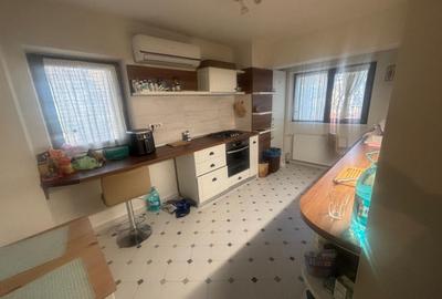 Apartament cu 3 camere, mobilat în Copou - 4