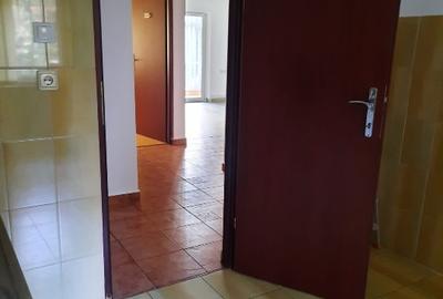 Proprietar,vand ap. 3 camere central, (Str. Moldovei 17), 73mp - 2